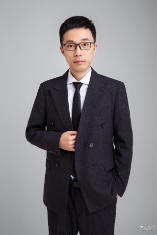 刘墨耕 - 上海雷瑞炫电子商务有限公司刘墨耕